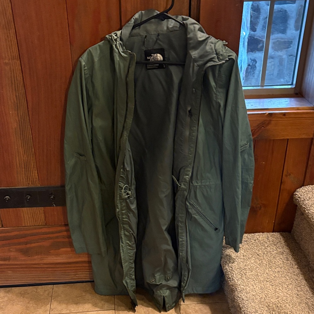 The North Face Women’s Olive Jacket/Coat